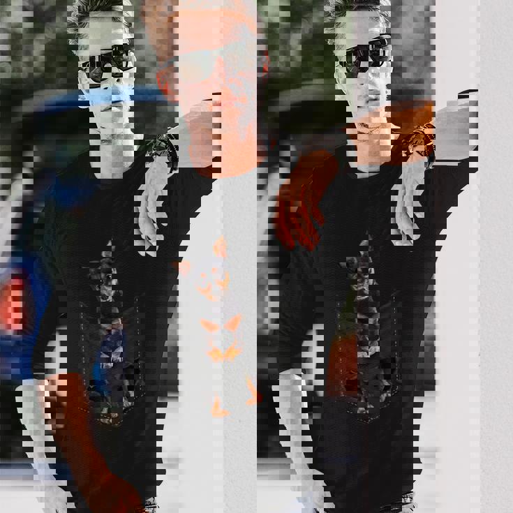 ミニピン愛好家のためのポケットに入った面白いミニチュアピンシャー。 長袖Tシャツ 彼への贈り物