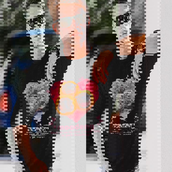 ムーデン君が 豚肉団子 になっちゃった！可愛いカバの赤ちゃん 長袖Tシャツ 彼への贈り物