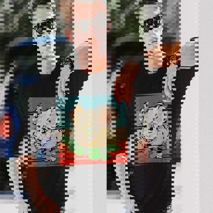 ヤマネ かわいい緑の葉 大きな目 愛らしい甘い動物 長袖Tシャツ 彼への贈り物