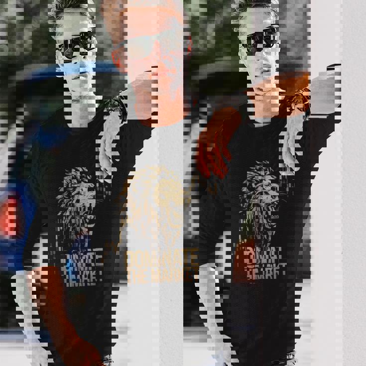 ライオントレーダーが市場を支配するローソク足チャートトレーダー 長袖Tシャツ 彼への贈り物