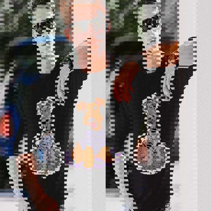 ライラックのエアデール テリア 長袖Tシャツ 彼への贈り物