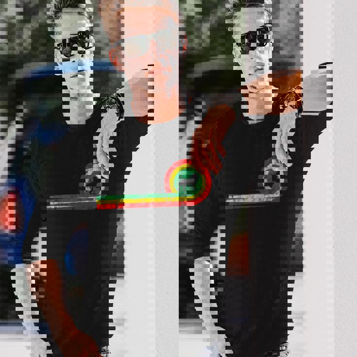 ラスタファリアンカラーのユダのライオン。ラスタとレゲエのファンに。 長袖Tシャツ 彼への贈り物