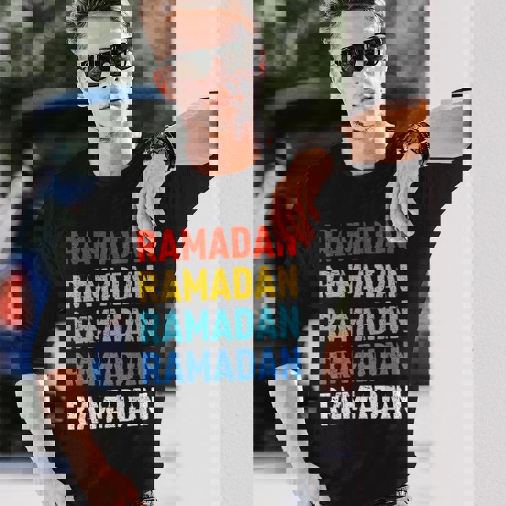 ラマダン断食カフタンアバヤフリーデーラマダンイスラム 長袖Tシャツ 彼への贈り物