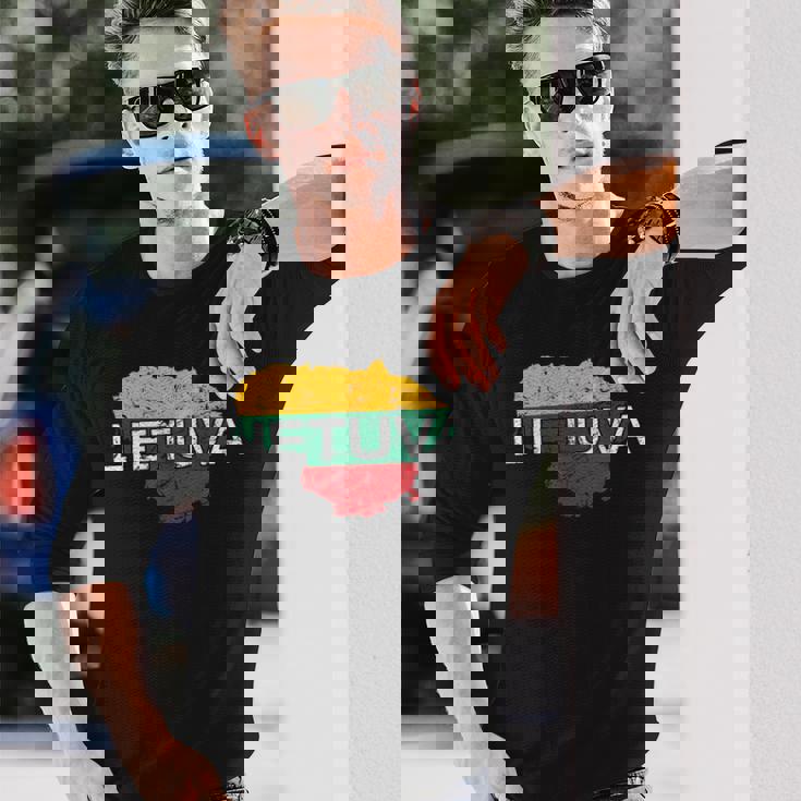 リトアニア国旗 Lietuva アンティーク調 メンズ レディース キッズ 長袖Tシャツ 彼への贈り物