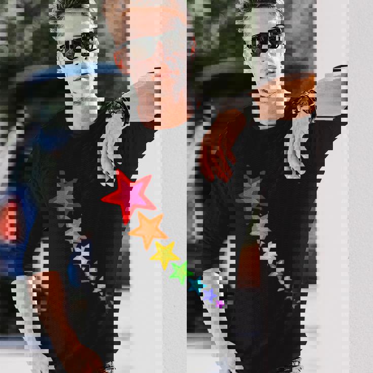 レインボーカラーの星。 長袖Tシャツ 彼への贈り物