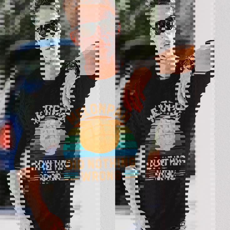 レトロ メロンパン Did Nothing Wrong ヴィンテージ メロンパン 食品愛好家 長袖Tシャツ 彼への贈り物