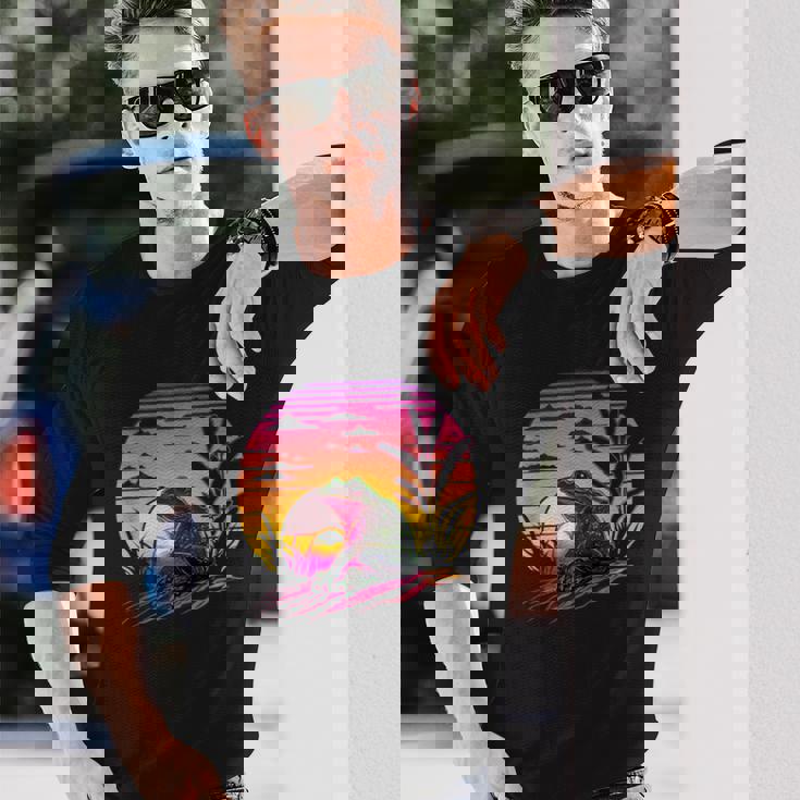 レトロなエステティックフロッグ 長袖Tシャツ 彼への贈り物