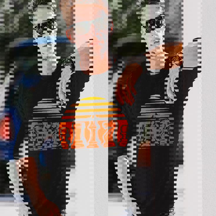 レトロなチェス駒 ヴィンテージ チェックメイト グランドマスター プレーヤー 長袖Tシャツ 彼への贈り物