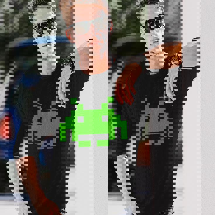 レトロインベーダー 長袖Tシャツ 彼への贈り物