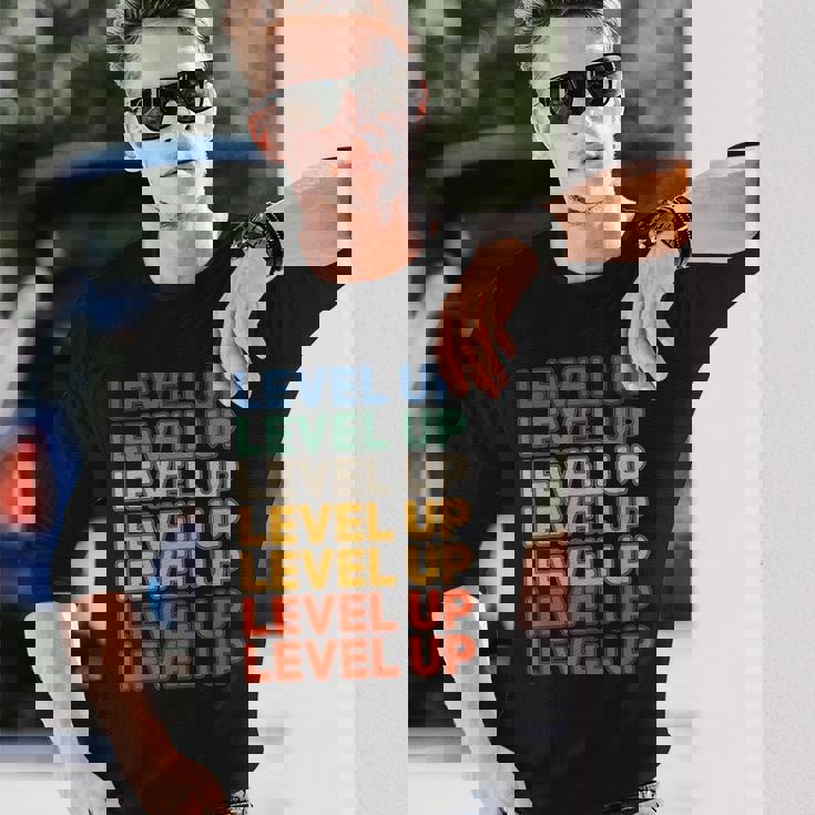 レベルアップ ビデオゲーム ゲーム レトロ ゲーマー 長袖Tシャツ 彼への贈り物