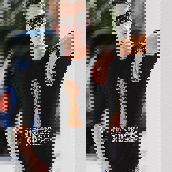 ロザリオ 祝福された母 カトリック教徒を祈る 長袖Tシャツ 彼への贈り物