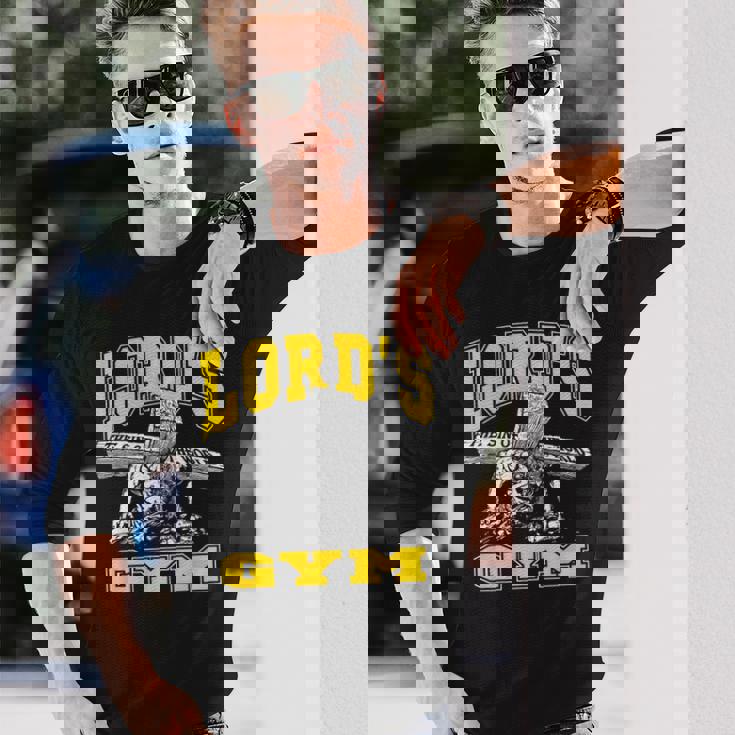 ローズジム-ロードズ・ザ・シン・オブ・ワールド・ジーザス 長袖Tシャツ 彼への贈り物