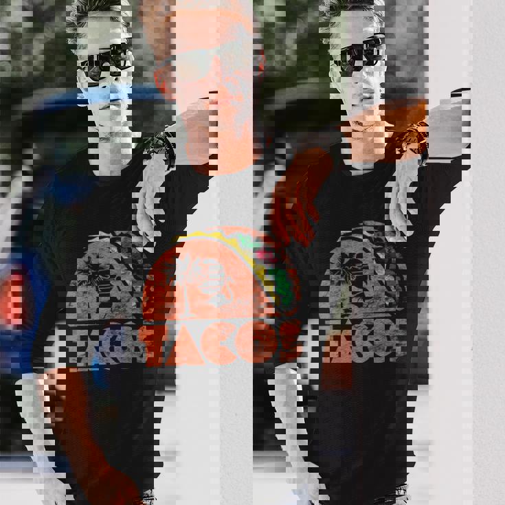 ヴィンテージタコスレトロビーチスタイル。 長袖Tシャツ 彼への贈り物