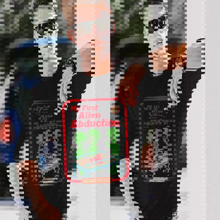 初めてのエイリアンアブダクション ヴィンテージチャイルドゲーム ホラーゴスパンク 長袖Tシャツ 彼への贈り物