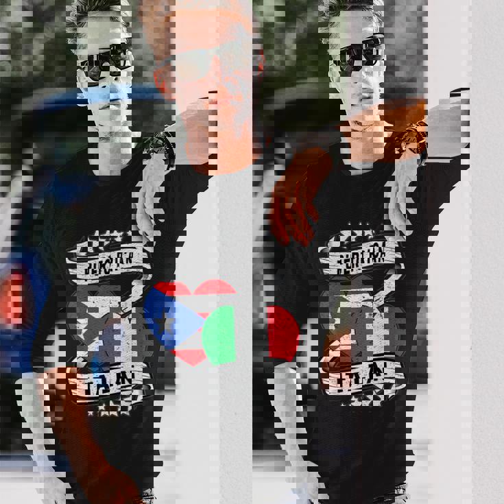 半分イタリア半分プエルトリコの国旗 ハート イタリア プエルトリコ 長袖Tシャツ 彼への贈り物