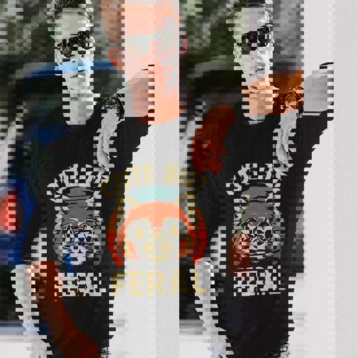 可愛いけどフェラル 面白い レトロ ビンテージ 星 シェード レッサーパンダ 長袖Tシャツ 彼への贈り物