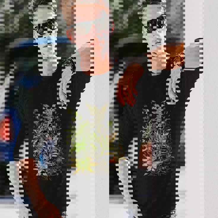 大麻植物とつぼみ 420 草 麻 サティバ インディカ ポットヘッド 長袖Tシャツ 彼への贈り物