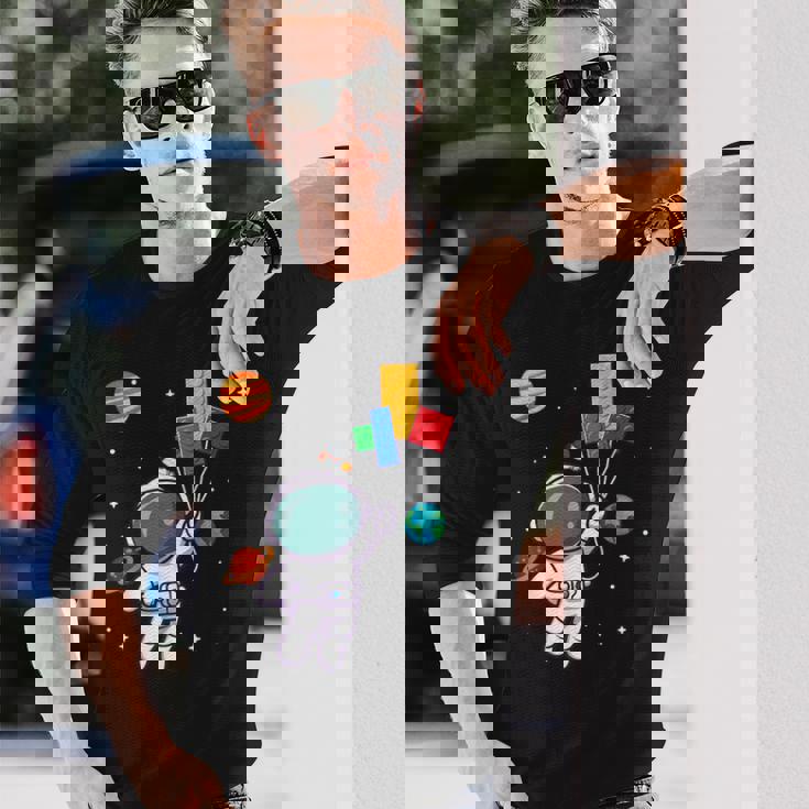 宇宙飛行士とレゴバルーンの冒険 長袖Tシャツ 彼への贈り物