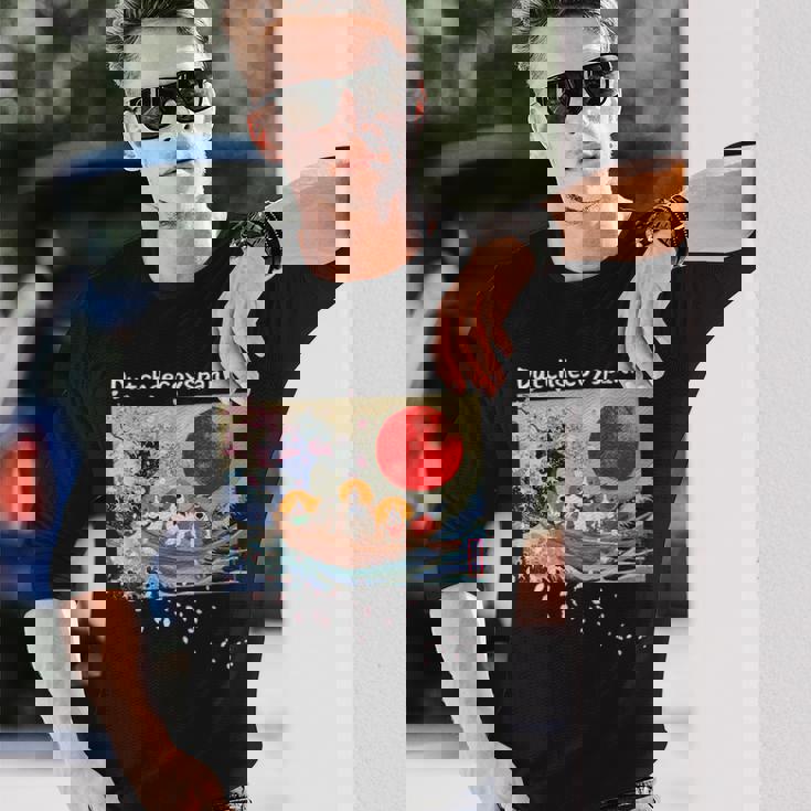 日本 版画 ダッチ デコイ スパニエル デコピン 神奈川の波 海 桜 長袖Tシャツ 彼への贈り物