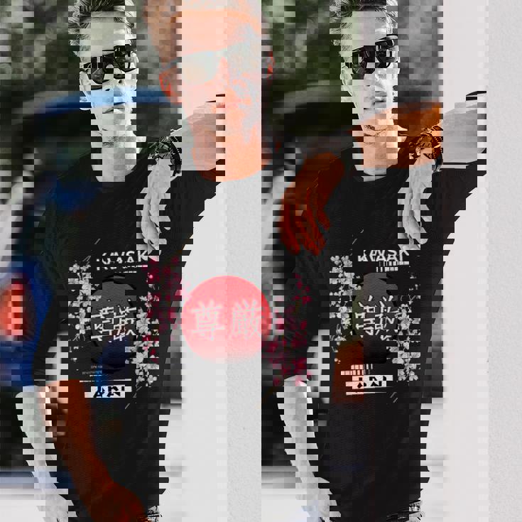 日本の都市の桜桜の花、川崎 長袖Tシャツ 彼への贈り物