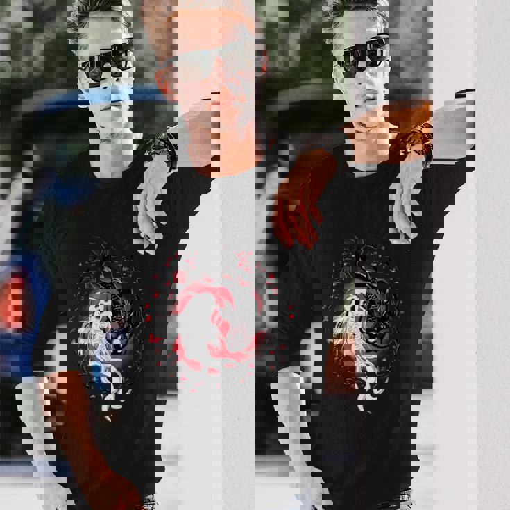 日本の陰陽鯉のアート。 長袖Tシャツ 彼への贈り物