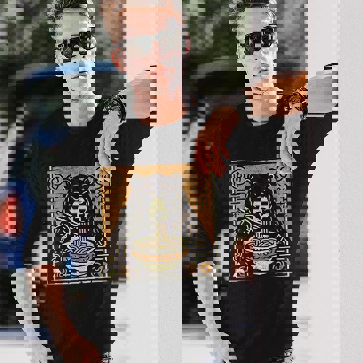 日本美術 野生動物 麺好き かわいい くま ラーメン 長袖Tシャツ 彼への贈り物