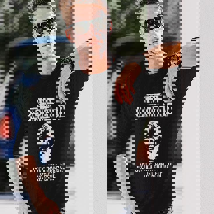 最高の父親にはヒゲがある 長袖Tシャツ 彼への贈り物