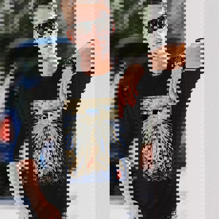 歌川国芳作 塔ノ沢の滝の下の初花 長袖Tシャツ 彼への贈り物