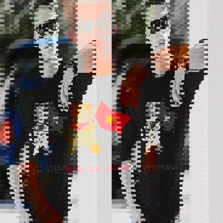 猫 ベトナム国旗 キティ おもしろギフト ブラック 長袖Tシャツ 彼への贈り物