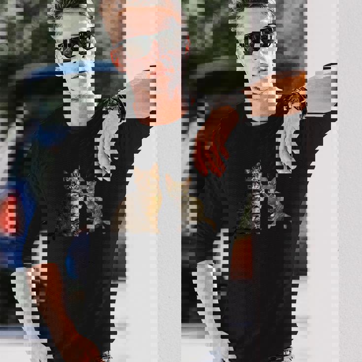 猫のルルとララ 長袖Tシャツ 彼への贈り物