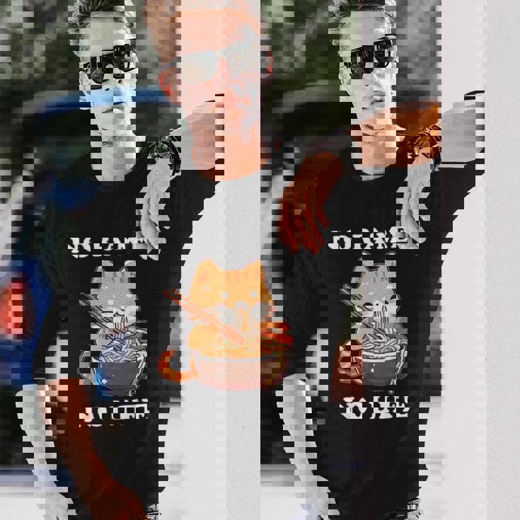 猫ノーラーメンノーライフ ラーメン好き ラーメンオタク ラーメン 面白い ネタ ごはん 飯 麺 長袖Tシャツ 彼への贈り物