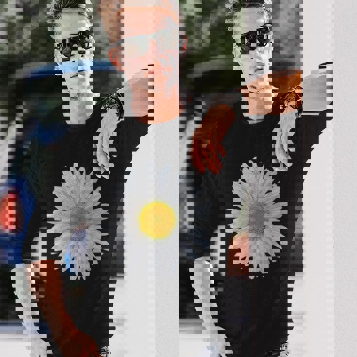 白いデイジーの花、咲くデイジー、花、花、デイジー 長袖Tシャツ 彼への贈り物