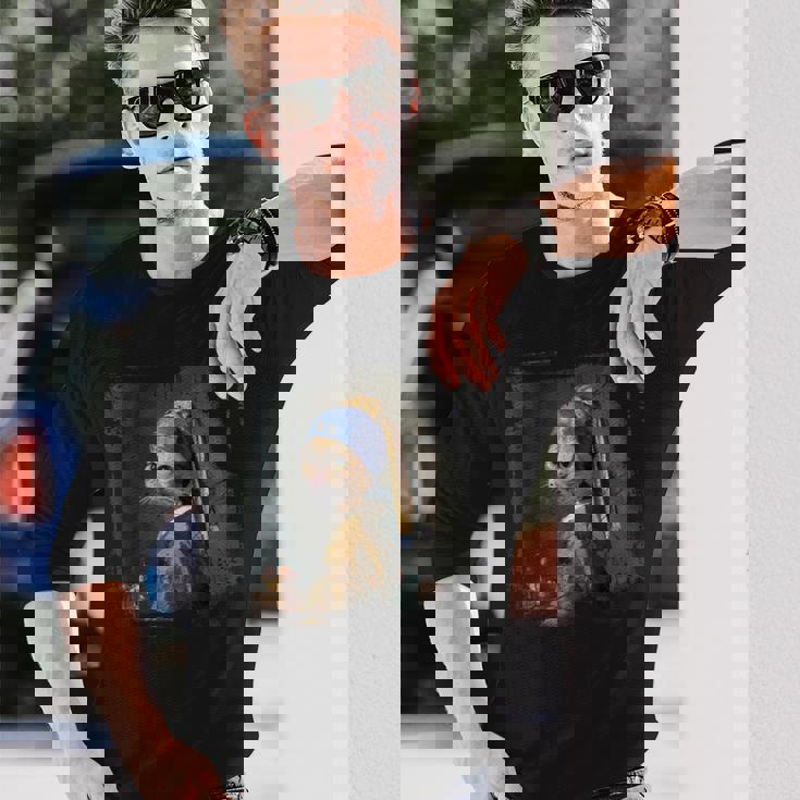 真珠のイヤリングを持つ少女 猫 パロディアート 面白い ヤン・フェルメール 長袖Tシャツ 彼への贈り物