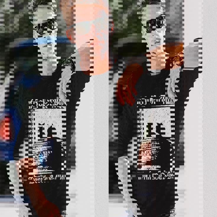 私はそうは思わないから黒猫は哲学者じゃない 長袖Tシャツ 彼への贈り物