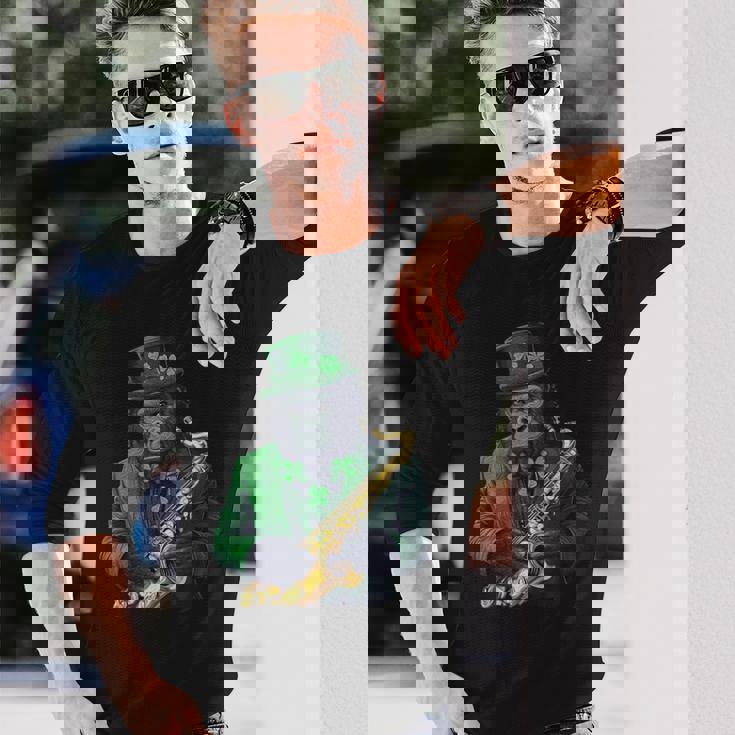 聖パトリックの日 ゴリラサックス 長袖Tシャツ 彼への贈り物