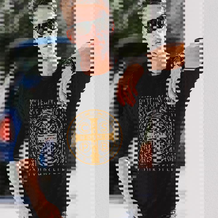 聖ベネディクト勲章 キリスト教の祈り 長袖Tシャツ 彼への贈り物