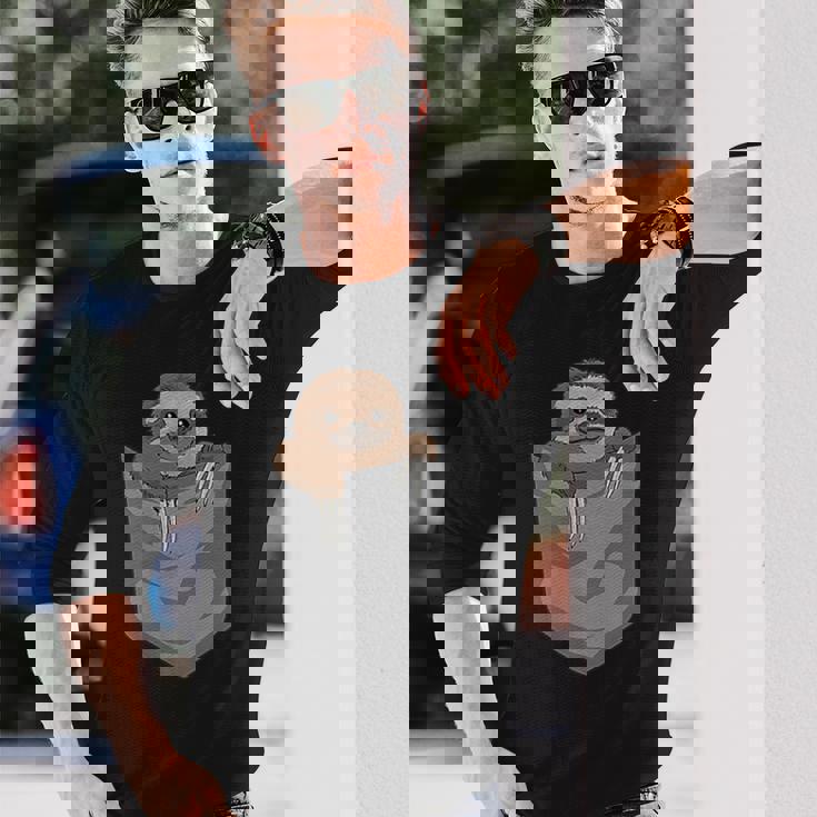 胸ポケットのナマケモノ 面白いナマケモノ 長袖Tシャツ 彼への贈り物