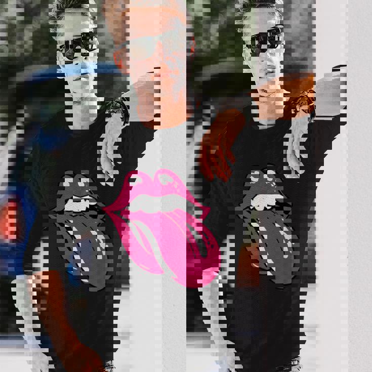 舌を広げた唇 長袖Tシャツ 彼への贈り物