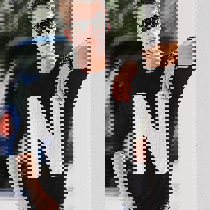 英文字 N 大文字 アルファベット モノグラム イニシャル 長袖Tシャツ 彼への贈り物