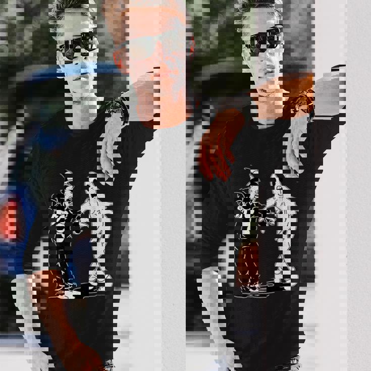 道化師のココと幽霊の踊り 長袖Tシャツ 彼への贈り物