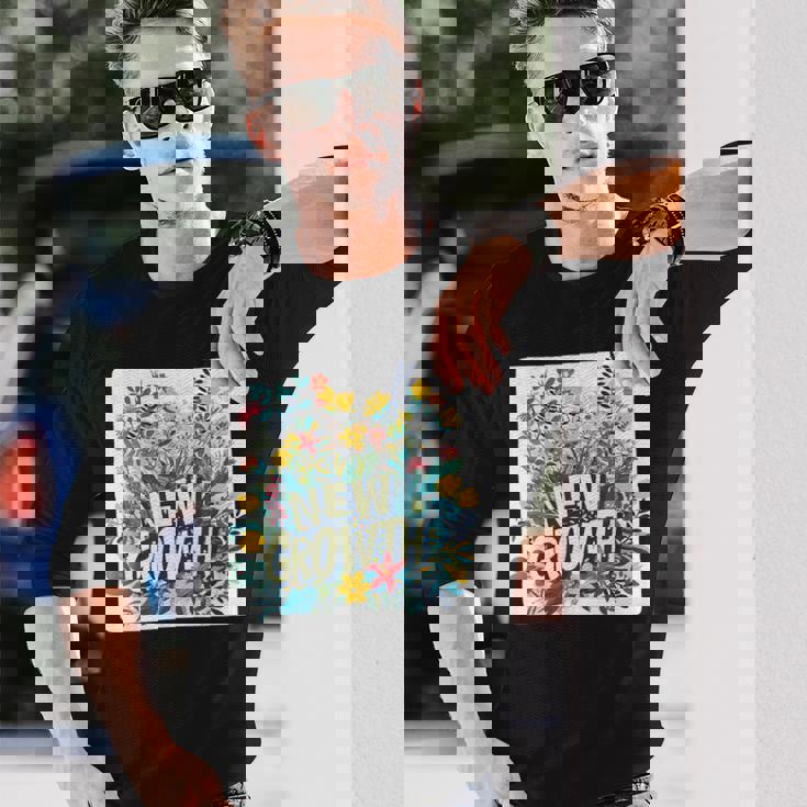 開花した外観のためのかなり新しい成長スタイル 長袖Tシャツ 彼への贈り物