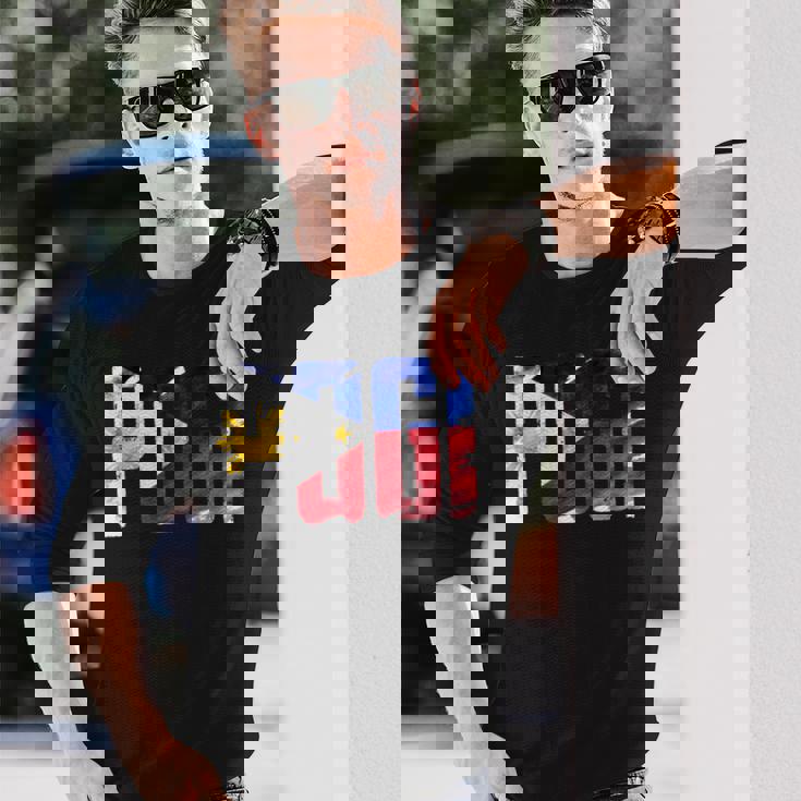 陽気なポギ タガログ語 ピノイ ステートメント フィリピン国旗 長袖Tシャツ 彼への贈り物