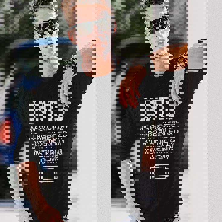 面白い Intj ソーシャルバッテリー 内向的 直感的 パーソナリティ 長袖Tシャツ 彼への贈り物