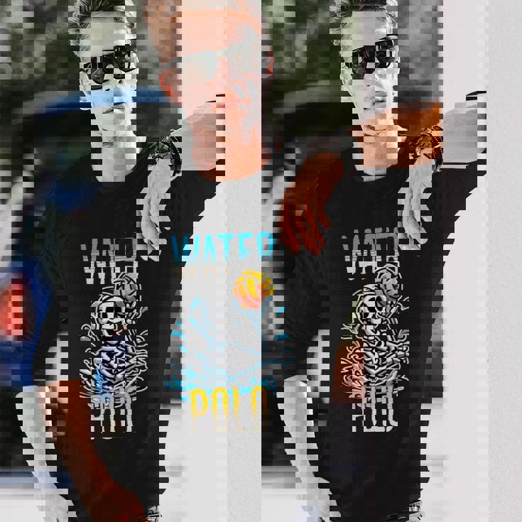 面白いスケルトン水球スポーツファン漫画スタイル 長袖Tシャツ 彼への贈り物