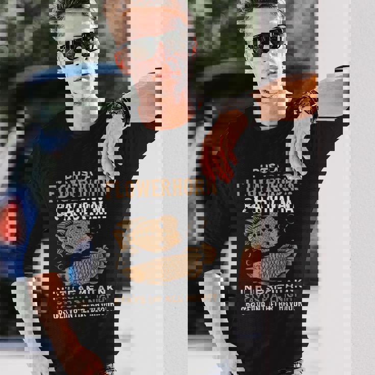 面白いフラワーホーンとアロワナのデザイン 魚族館 長袖Tシャツ 彼への贈り物