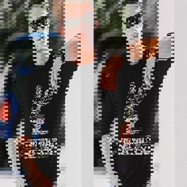 面白い野球選手キャッチャー ヴィンテージを盗んではなりません 長袖Tシャツ 彼への贈り物