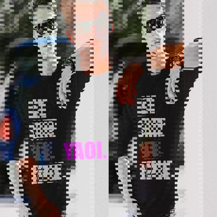 食べて寝てヤオイリピートヤオイボーイの恋愛漫画 長袖Tシャツ 彼への贈り物