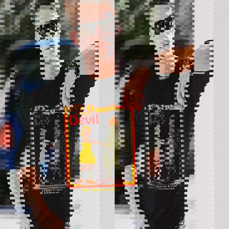 魔法のは、悪魔バフォメット悪魔と踊ってみましょうおかしい 長袖Tシャツ 彼への贈り物