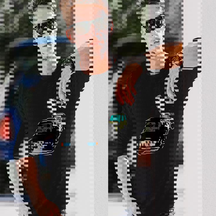 黒塗りの高級車よりも怖い無車検の軽自動車 長袖Tシャツ 彼への贈り物