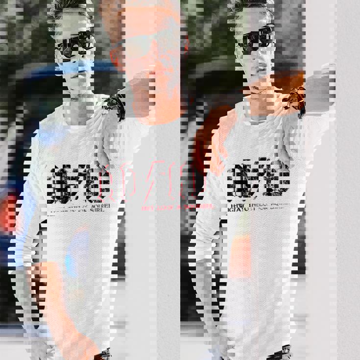 Ashdがadhdハイウェイをヘイルック・ア・リスに贈るおもしろいadhd 長袖Tシャツ 彼への贈り物